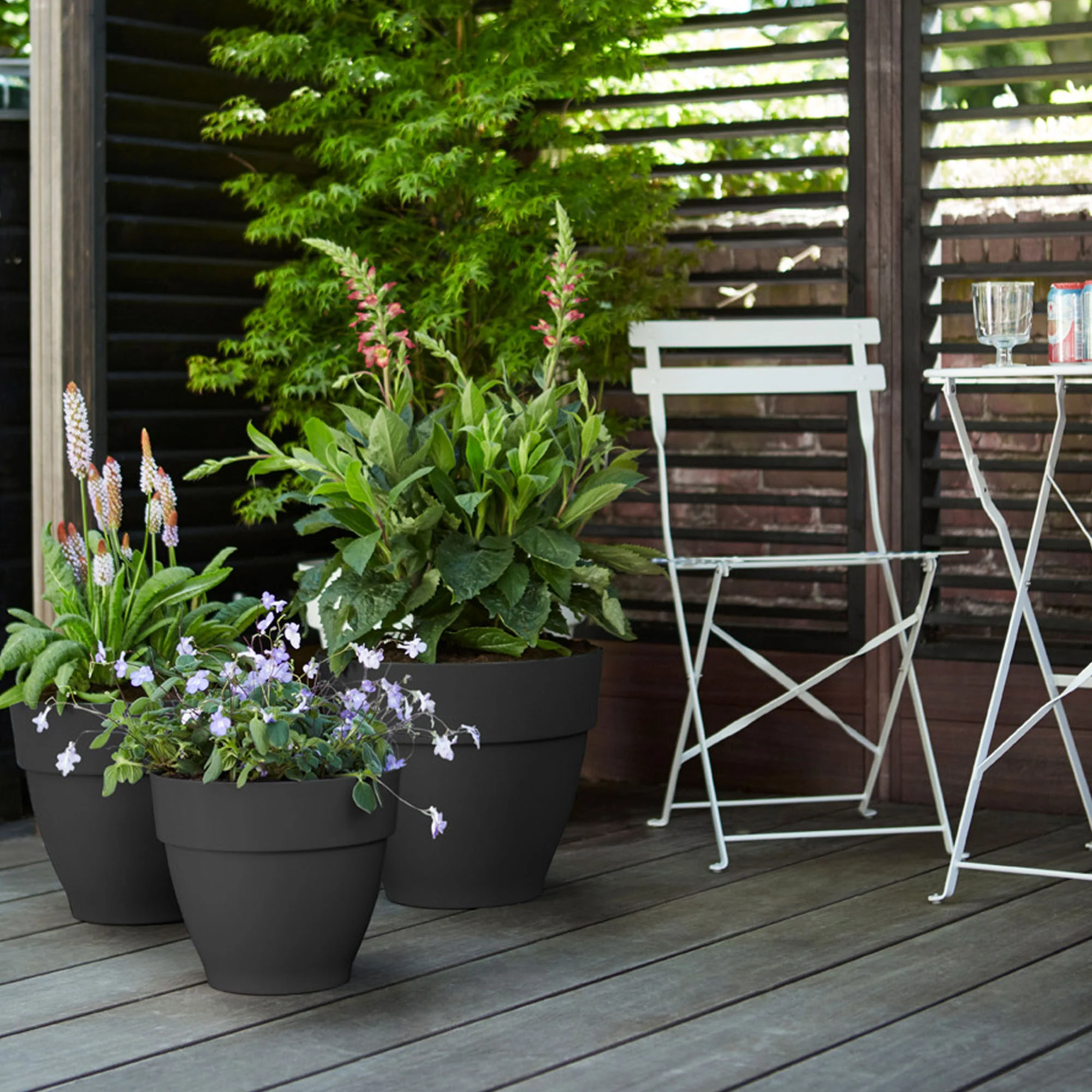 Elho pot de fleurs Vibia campana rond anthracite - Pot pour l'extérieur - Image 2